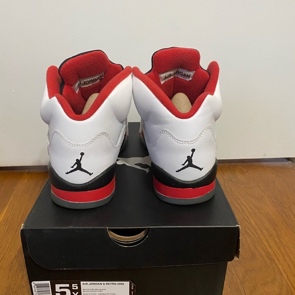 Jordan Retro 5 - Picture 4 of 6